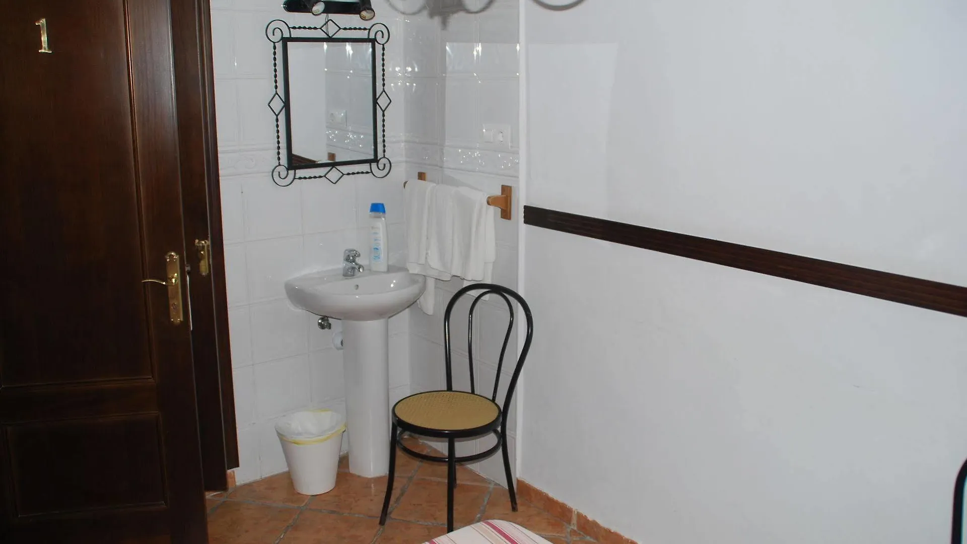 Pension La Cantarera Guest house Cadiz